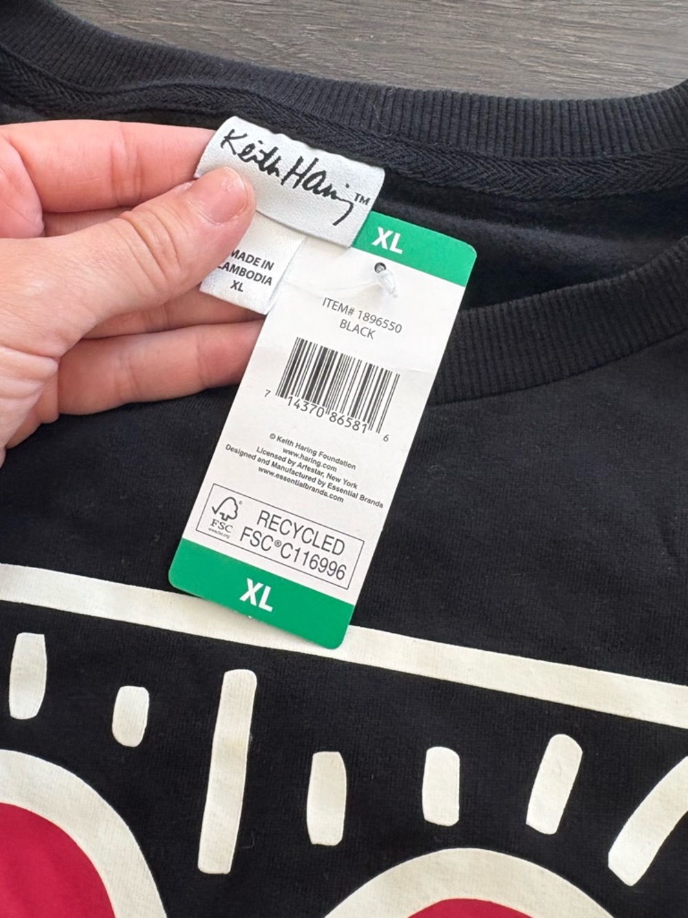 Keith Haring XL Black Graphic Sweatshirt with Red Heart NWT - Picture 2 of 6